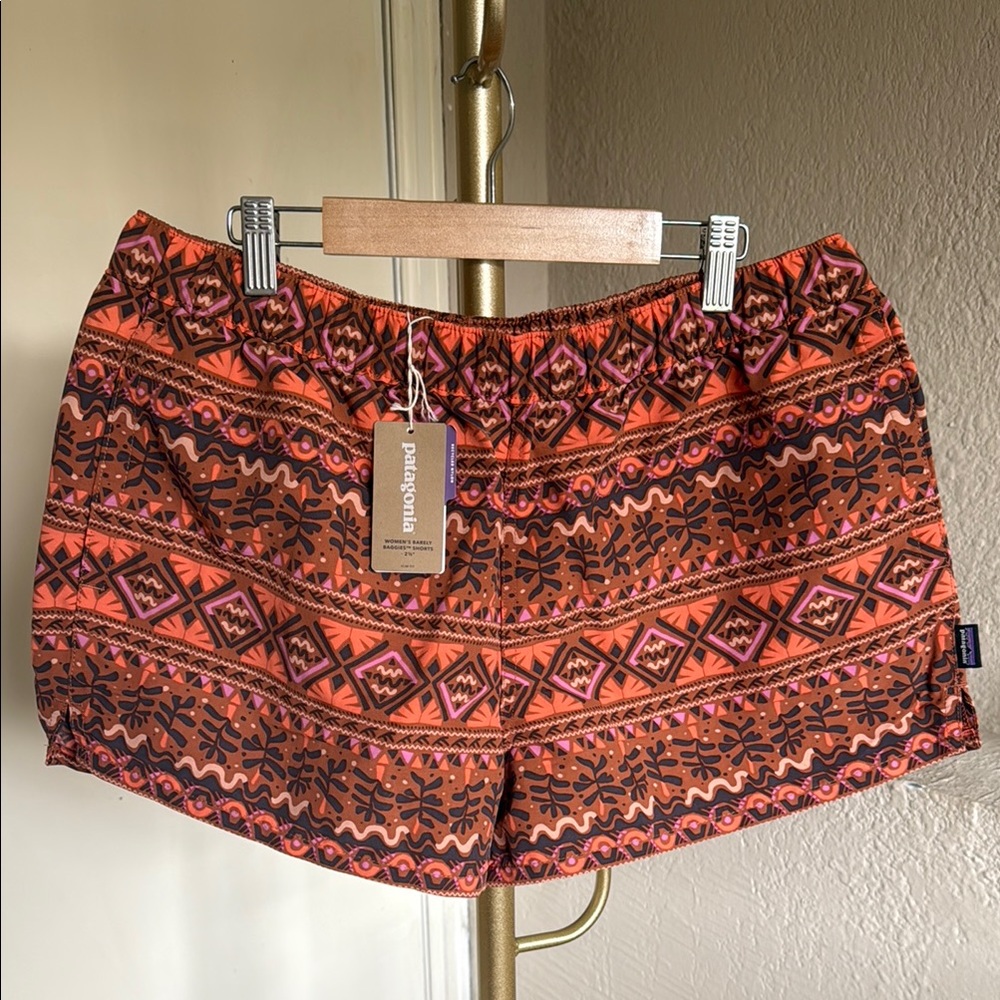 Patagonia Women's Orange and Brown Tribal Athletic Shorts